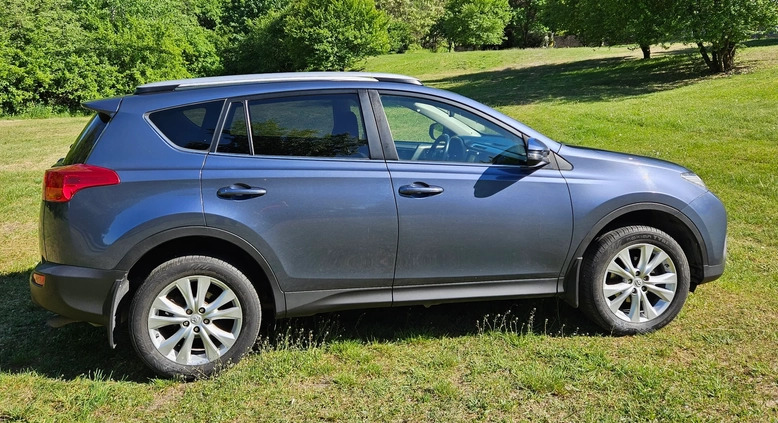 Toyota RAV4 cena 67900 przebieg: 163000, rok produkcji 2013 z Warszawa małe 211